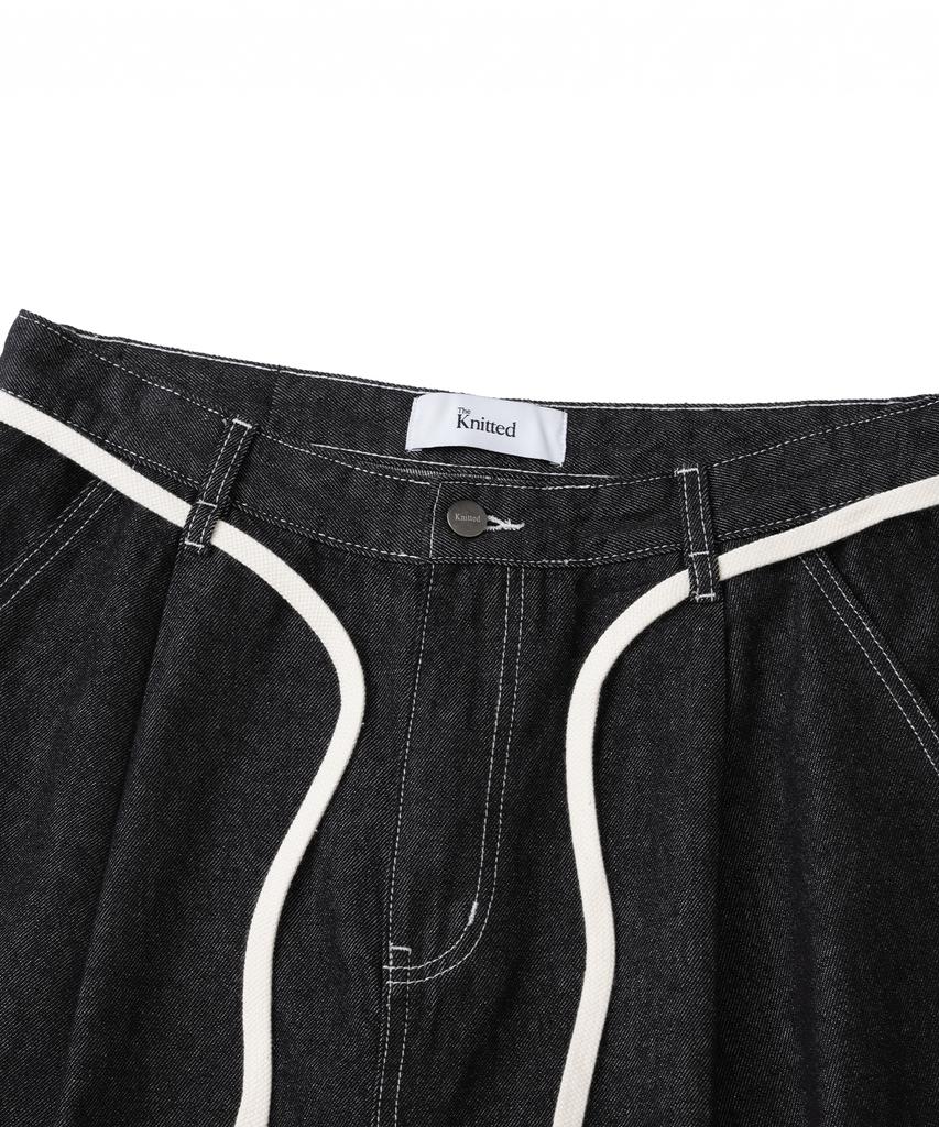 KNITTED (Unisex) Outstring Bermuda Denim Half Pants Black