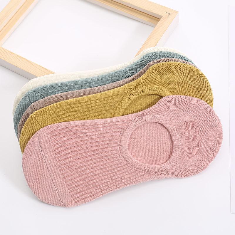 Women Spring and Summer Shallow Mouth Invisible Do Not Drop with Short Tube Cotton Socks