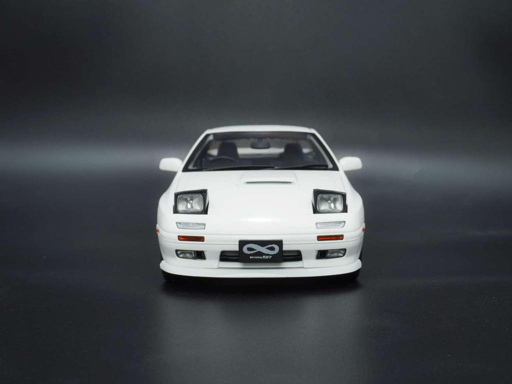 WHELART Scale Mazda SAVANNA FC INFINI Finished 1/18 RX-7 -RHD- White, Product, WA18-04-02