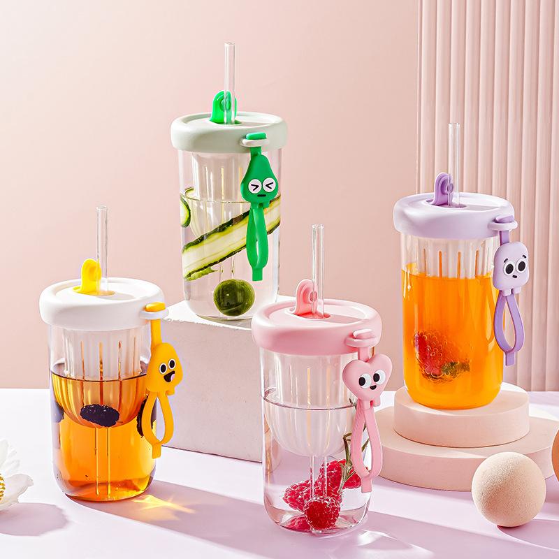 Water cup High value plastic cup Portable kettle Student summer straw cup