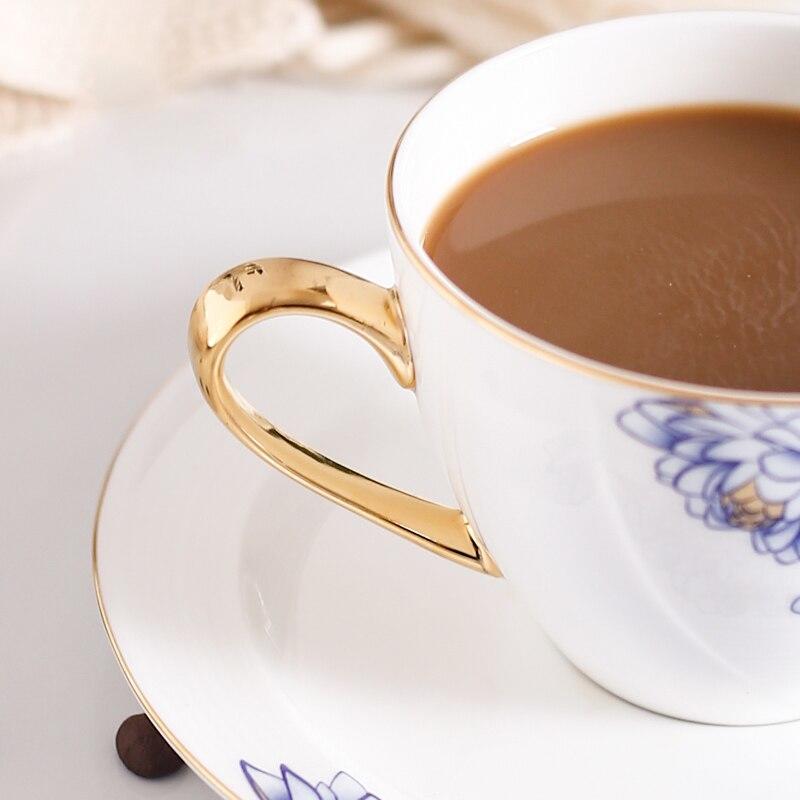 Retro - Blue White Ceramic Latte Design Cup And Tea Serving Set Cup And Tea Serving