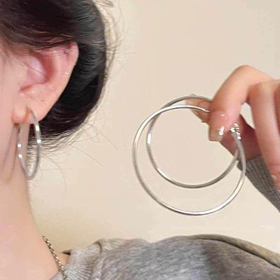 2024 Hot-Selling Luxury Large Hoop Earrings for Women - Lightweight and Stylish for Autumn/Winter