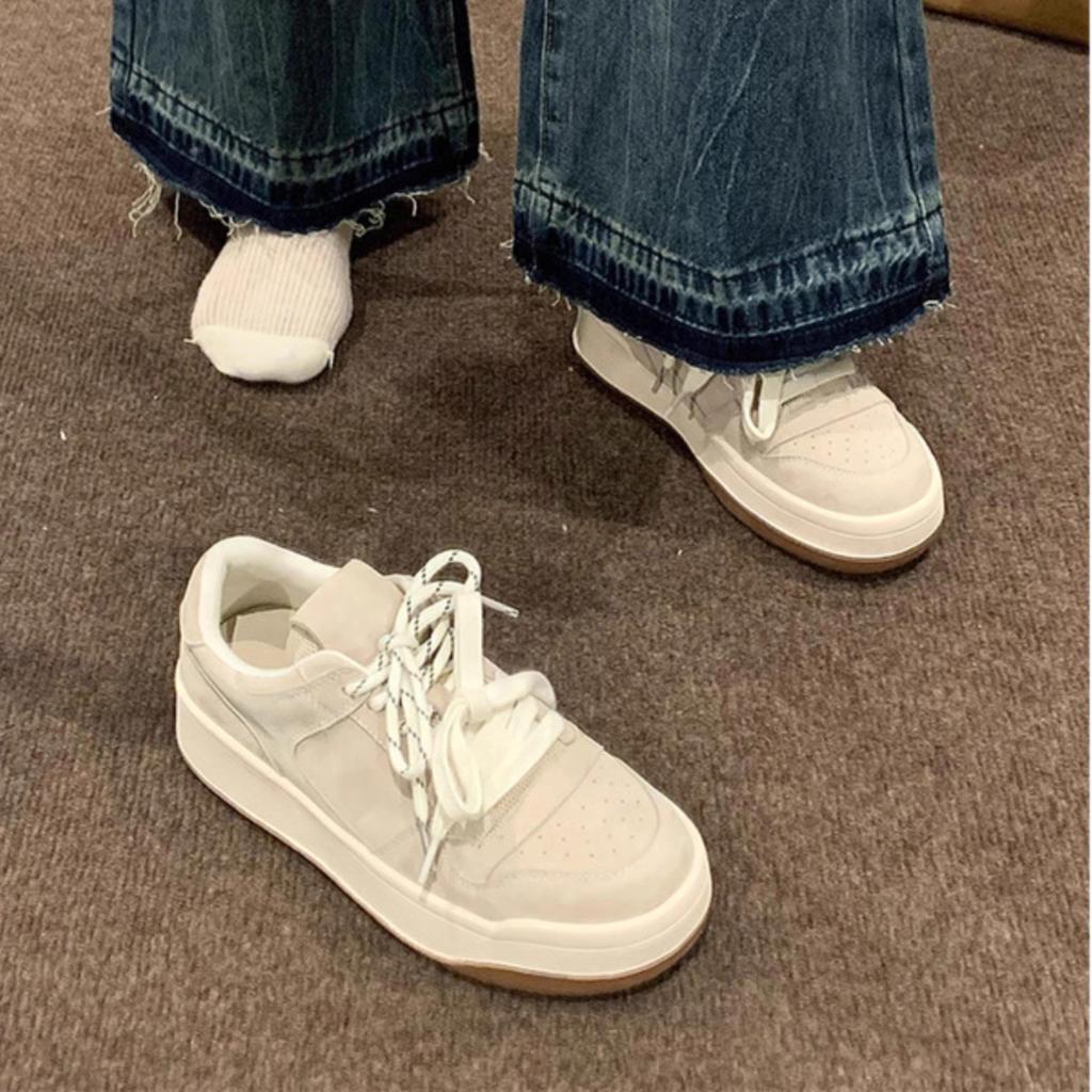 2025 spring new thick baseplate shoes heightened retro Dexun little white shoes versatile fashion casual sports shoes