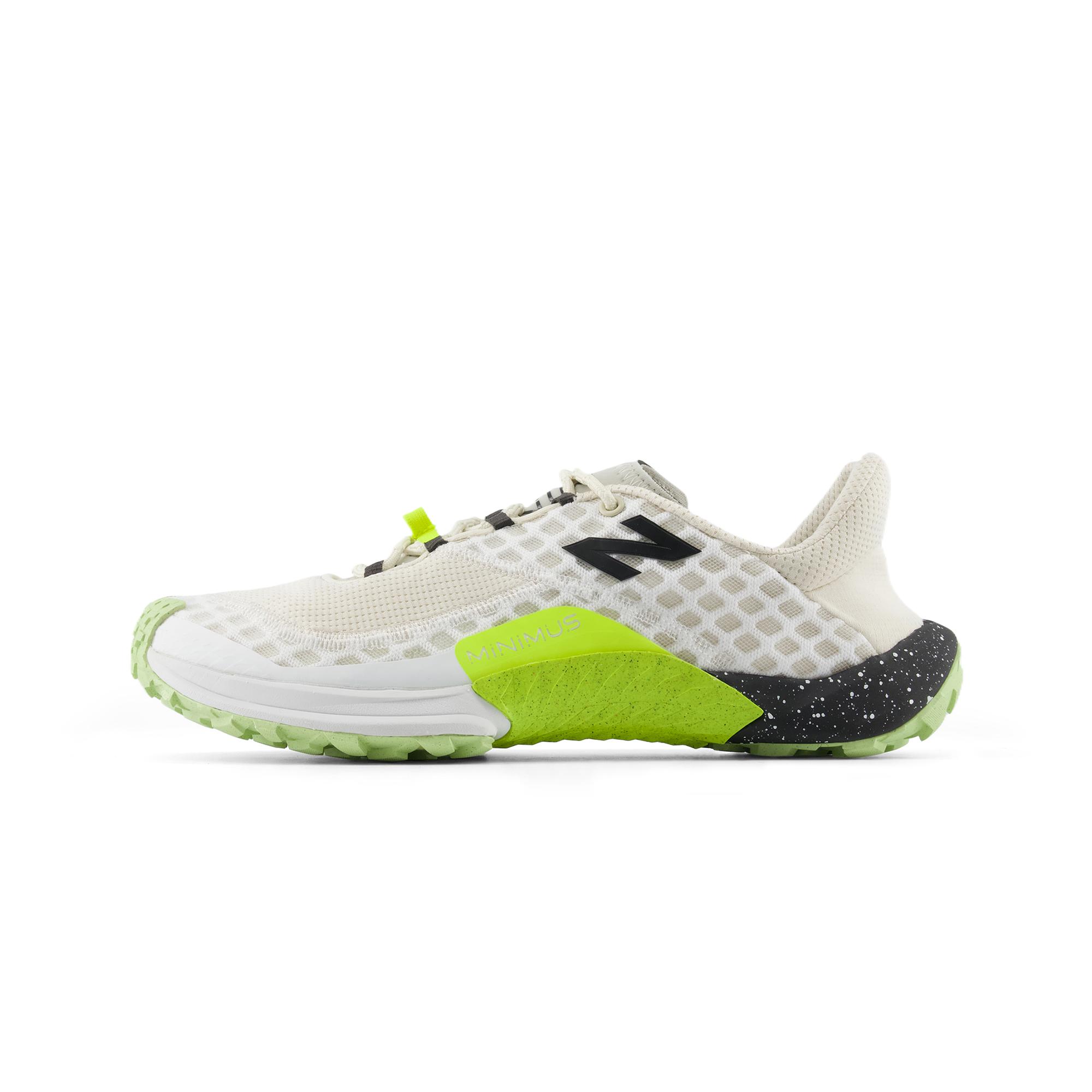 New Balance Minimus Trail Running Shoes Men s White/Light Khaki 42