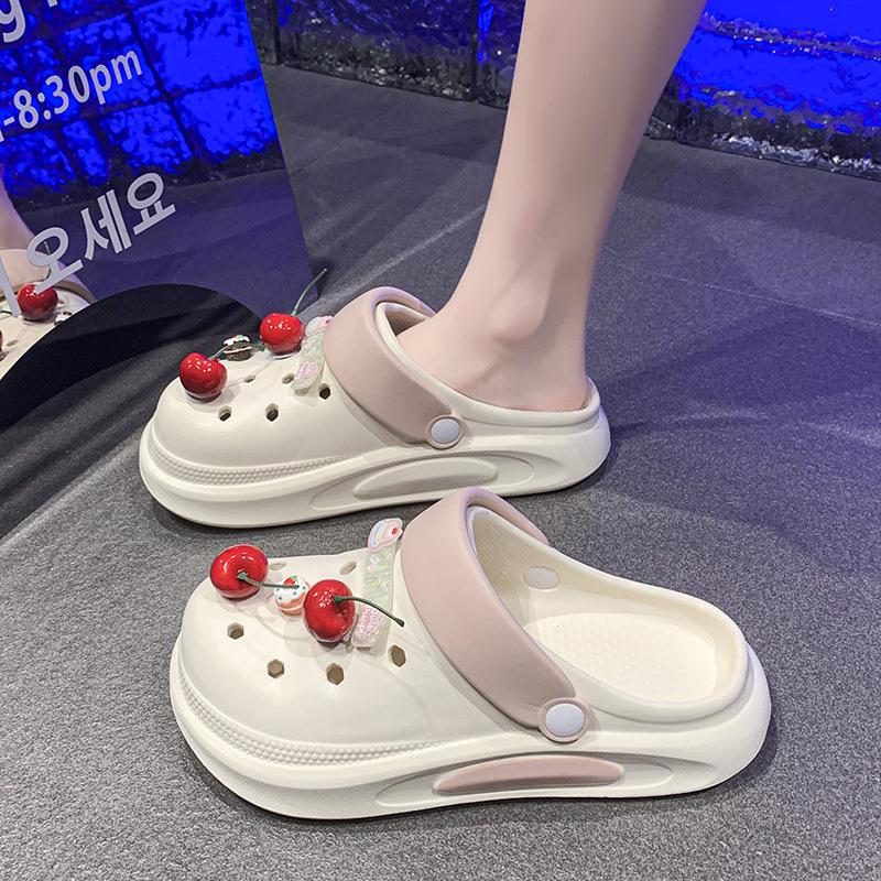 Creative and cute personality small cherry hole shoes women's summer wear high value soft thick sole non-slip light and comfortable slippers