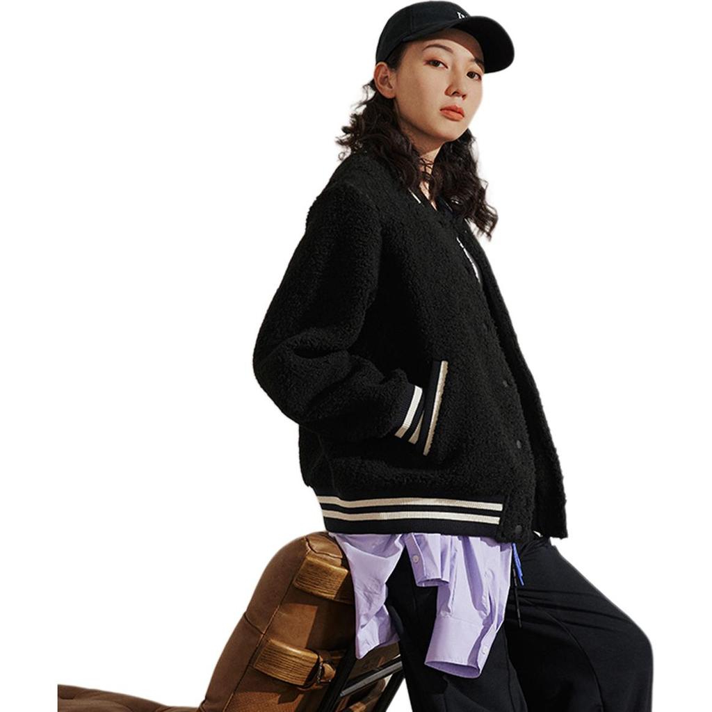 Li Ning Sports Lifestyle Series Color Block Logo Print Faux Lamb Wool Loose Jacket Women Jacket Black AFDT860-1