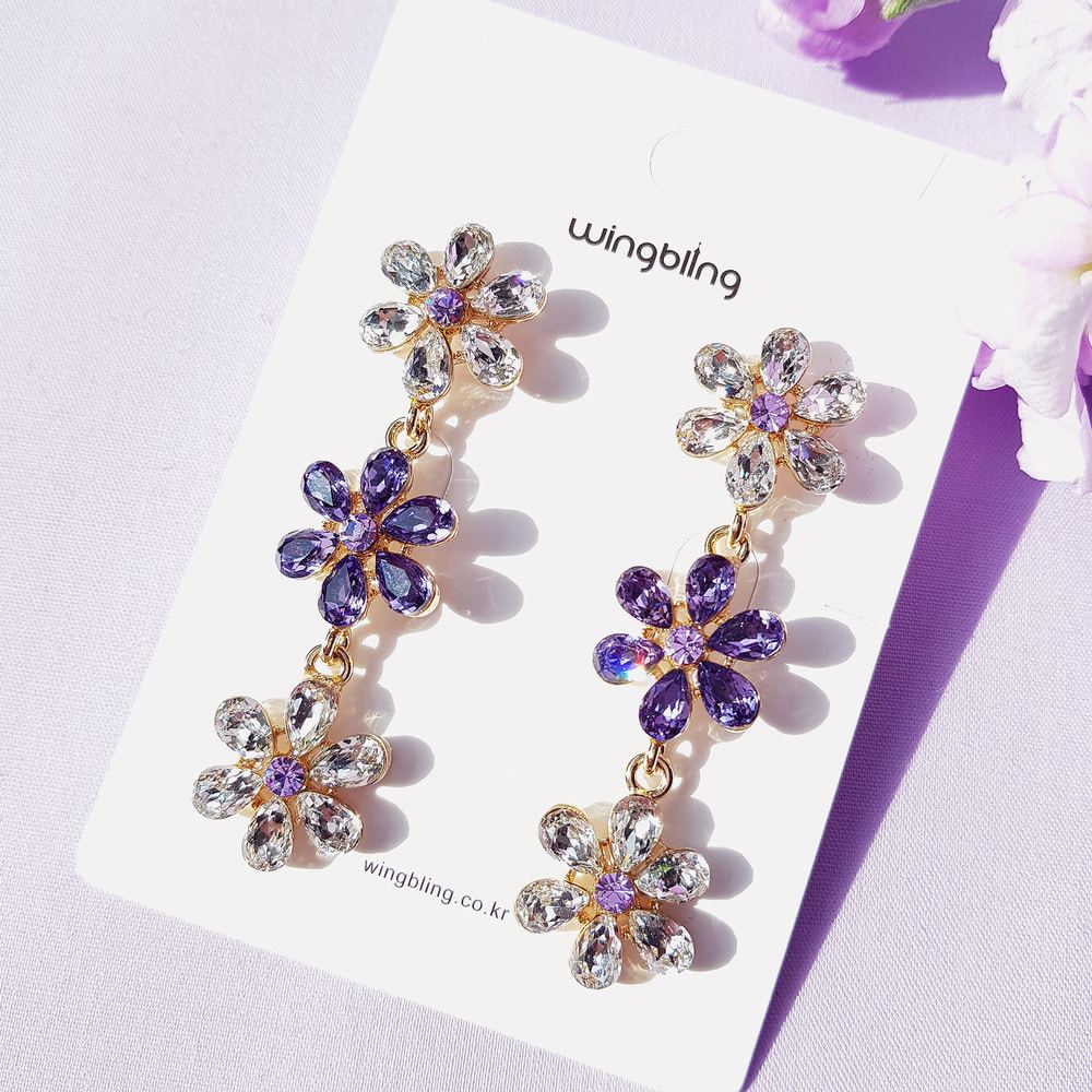 These flower-like earrings/earrings W
