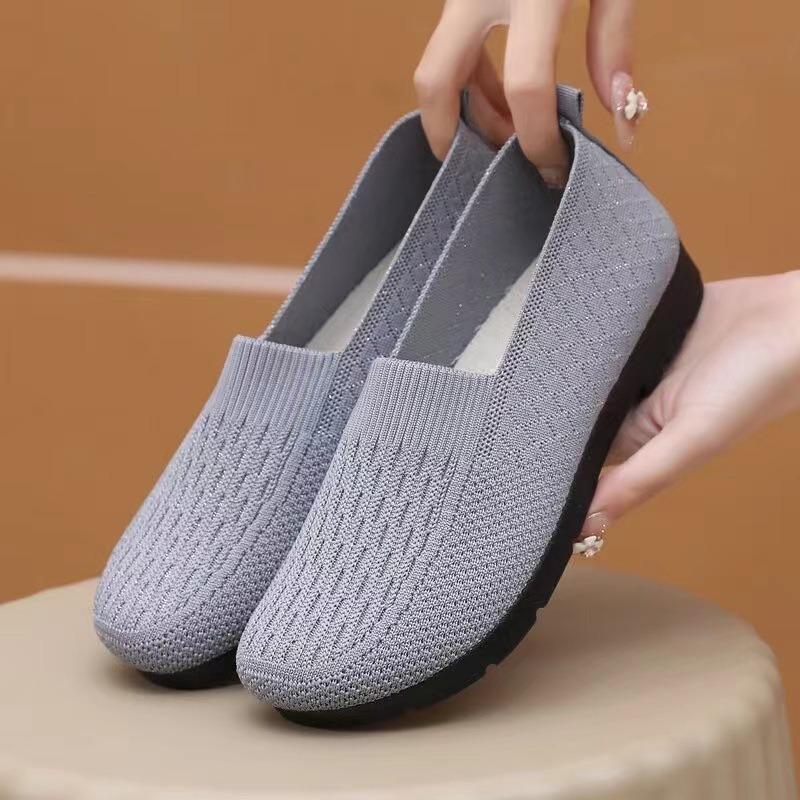 Shoes Women's ****** New Old ******* Cloth Shoes Comfortable S**t-soled Mother Shoes Fashionable Breathable Casual Single Shoes Women