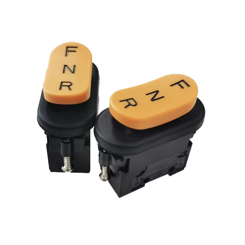 

SMC106B Three-Position Rocker Boat Switch, Embedded Switch Black Round Cap RC Three-Position Reset