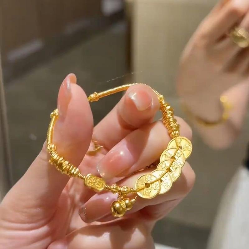 Vintage Niche Coil-shaped Bracelet - New Style, Unique, High-end, Stylish Hand Chain