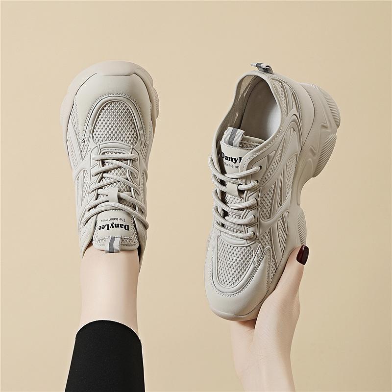 Small Thick Soles Shoes Women's Mesh Running Shoes New Light and Breathable Sports Casual Shoes In Spring and Summer