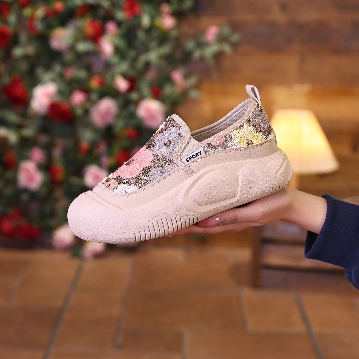 

2025 весна маленькие белые туфли новая корейская версия женские студенческие туфли на платформе с увеличенным каблуком спортивная обувь повседневная уличная обувь BT399 35 розовый