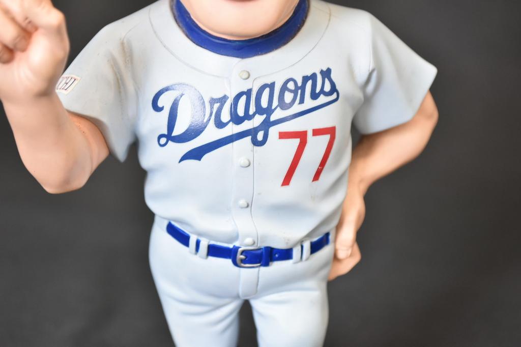 Chunichi Dragons Senichi Hoshino 77 Figure Limited Edition 732/2000 Japan