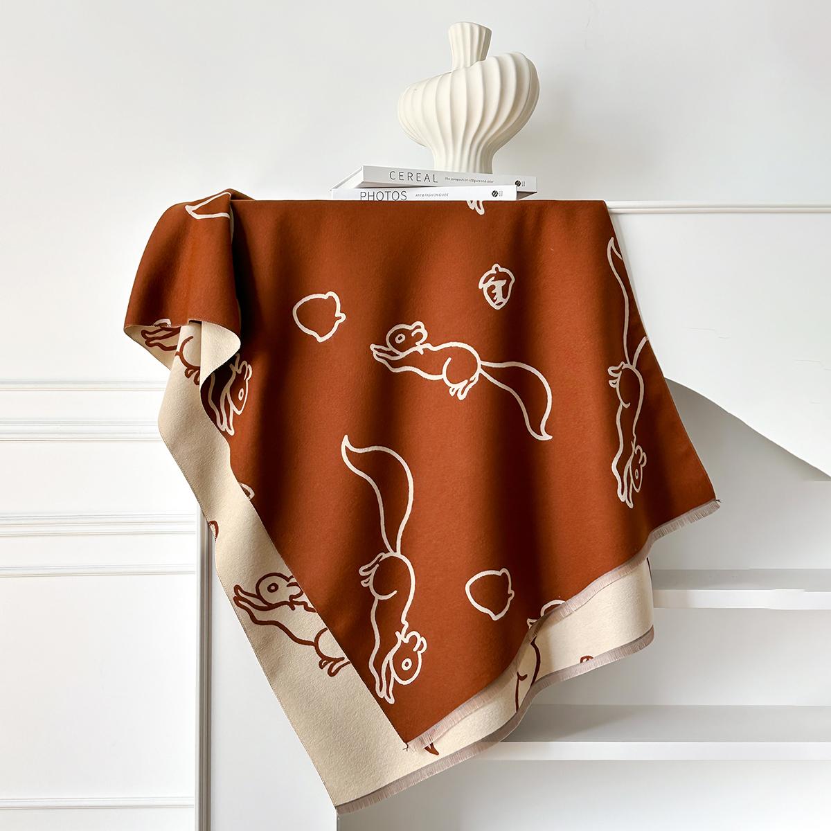 

Luxury Winter Cashmere Little Squirrel Print Scarf Women Warm Pashmina Poncho Scarves Fashion Shawl Thick Foulard Bufanda