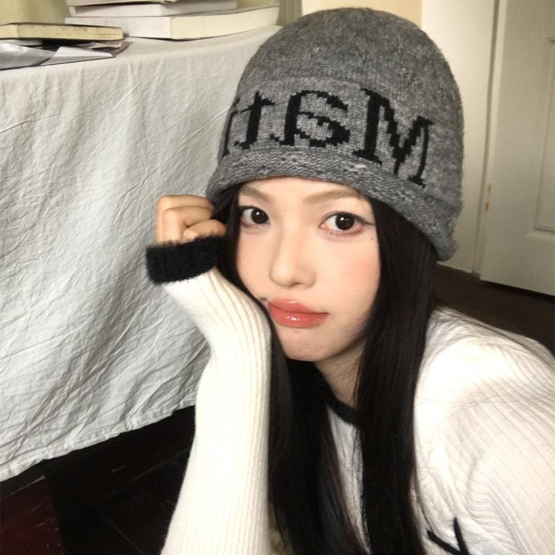

Korean Version of Jacquard Letters Wool Hat Autumn and Winter Men and Women Niche Individual Street Warm Cold Hat Trendy Knit Hat M（56-58cm）