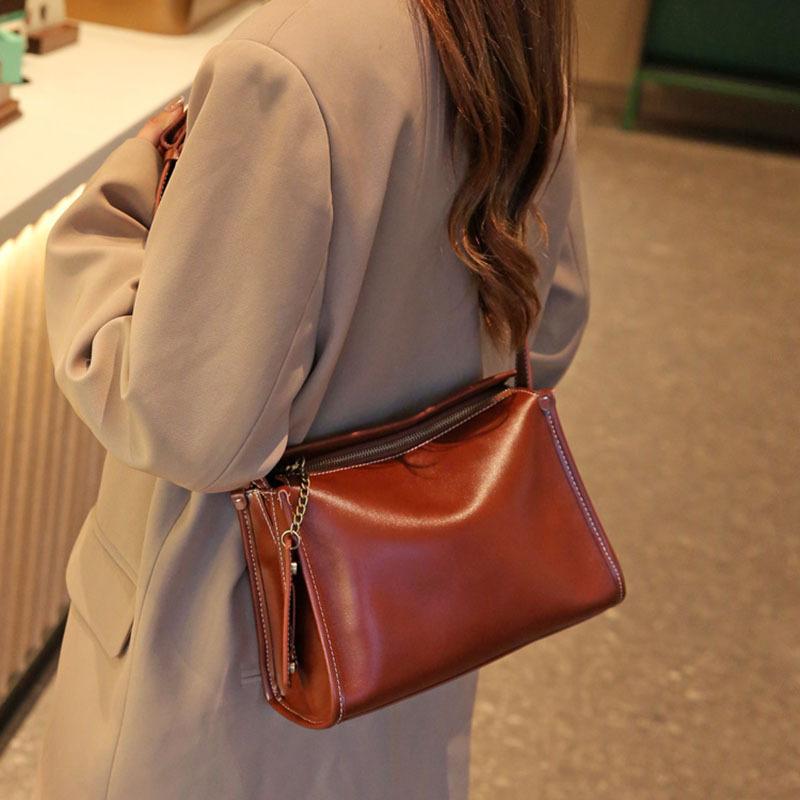 Underarm Bag Women's Vintage Crossbody Bag Large Capacity Genuine Leather Women's Bag French Niche Single Shoulder Cowhide Bag