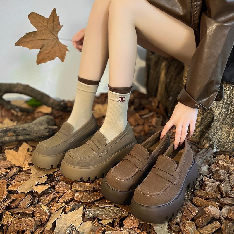 Echtes Leder Retro Braun Mattleder Vielseitige kleine Lederschuhe Dicke Sohle Erhöhende Einzelschuhe Damen