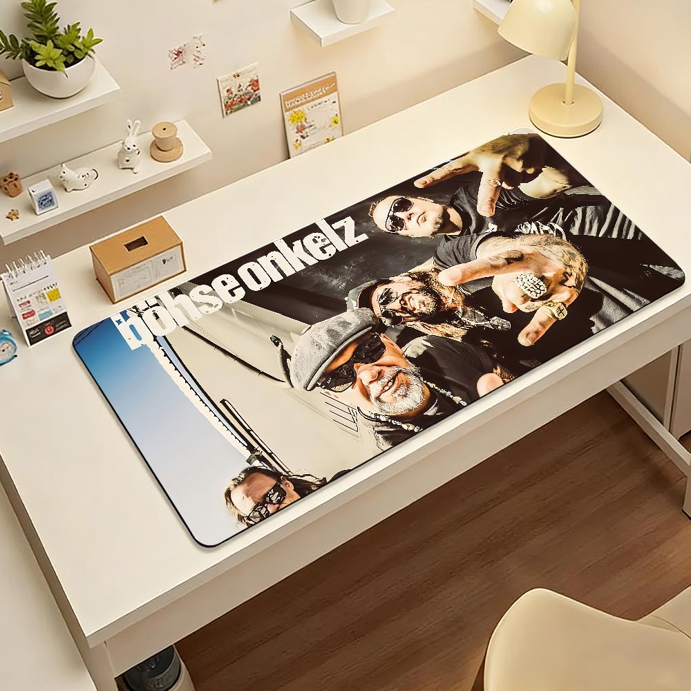 Band B-Bohse Onkelz-z Mauspad Computer Laptop Gummi Rutschfeste Mauskappe Mauspad Gamer Dekoration Schreibtischmatte 30cmx60cm white
