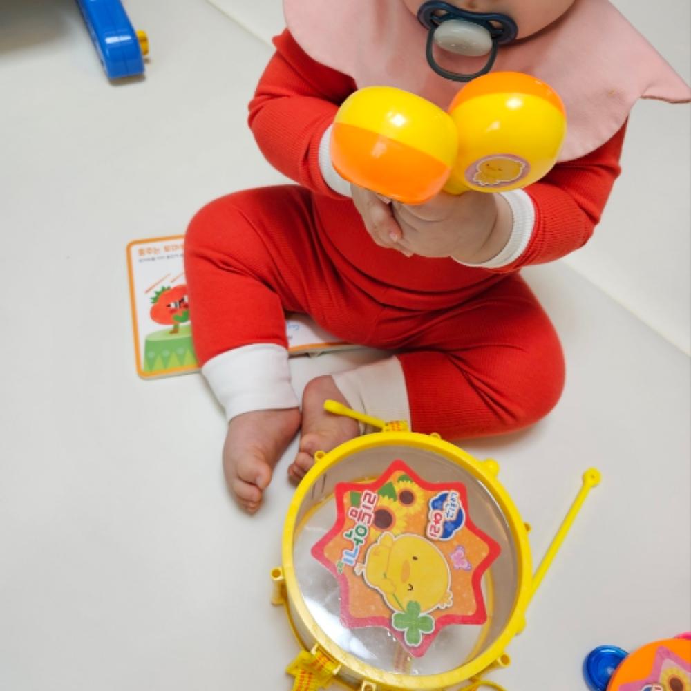 Children's Toy Rhythm Instrument(Drum, Tambourine, Maracas) Set