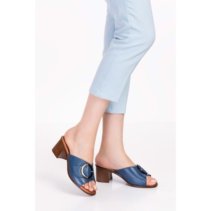 Dámské sandály pantofle z pravé kůže na středním podpatku