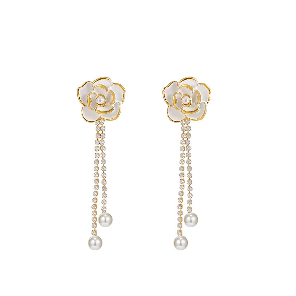 Korean Camellia Tassel Earrings: Elegant Floral Dangle, French Retro Design