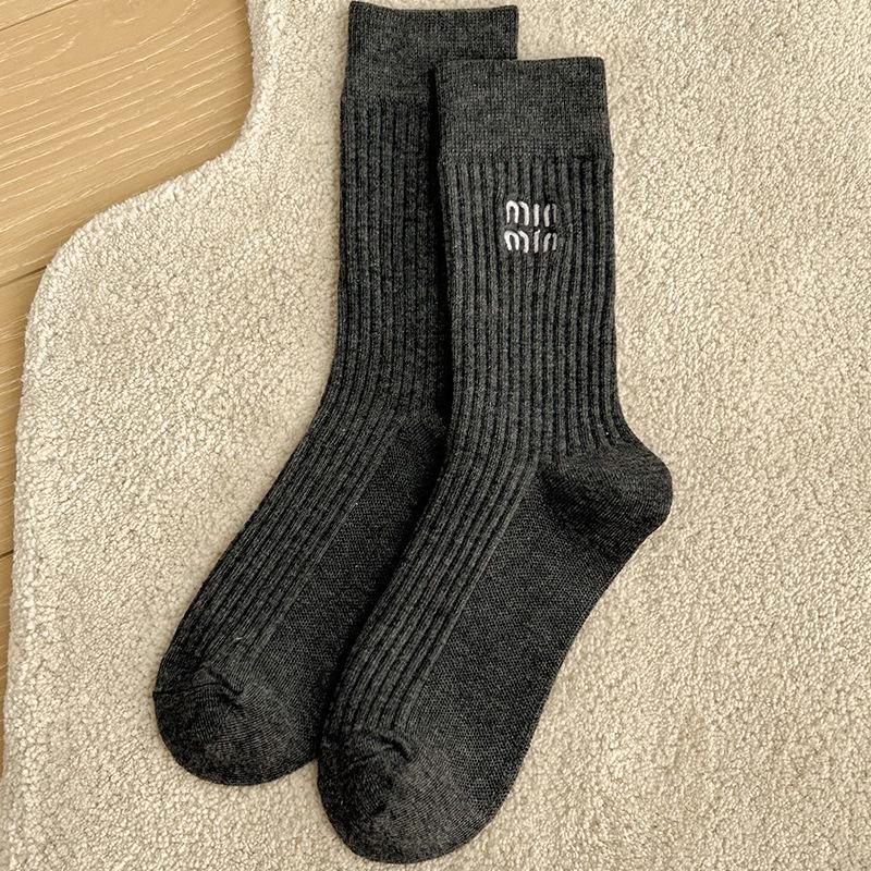 Women's Off-White Slouchy Mid-Calf Socks - Autumn/Winter Gray with Embroidered Personality, Sweat-Absorbent Cotton, Miu Style.