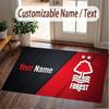 Benutzerdefinierter Teppich Nottingham Forest Muster Druck Name Text Weicher Rutschfester Boden Teppich für Heim Innen Dekoration