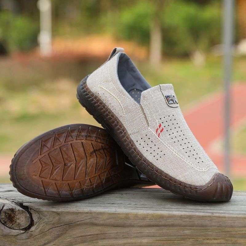 New breathable fly-woven casual shoes simple cloth shoes soft sole soft surface shoes lazy shoes