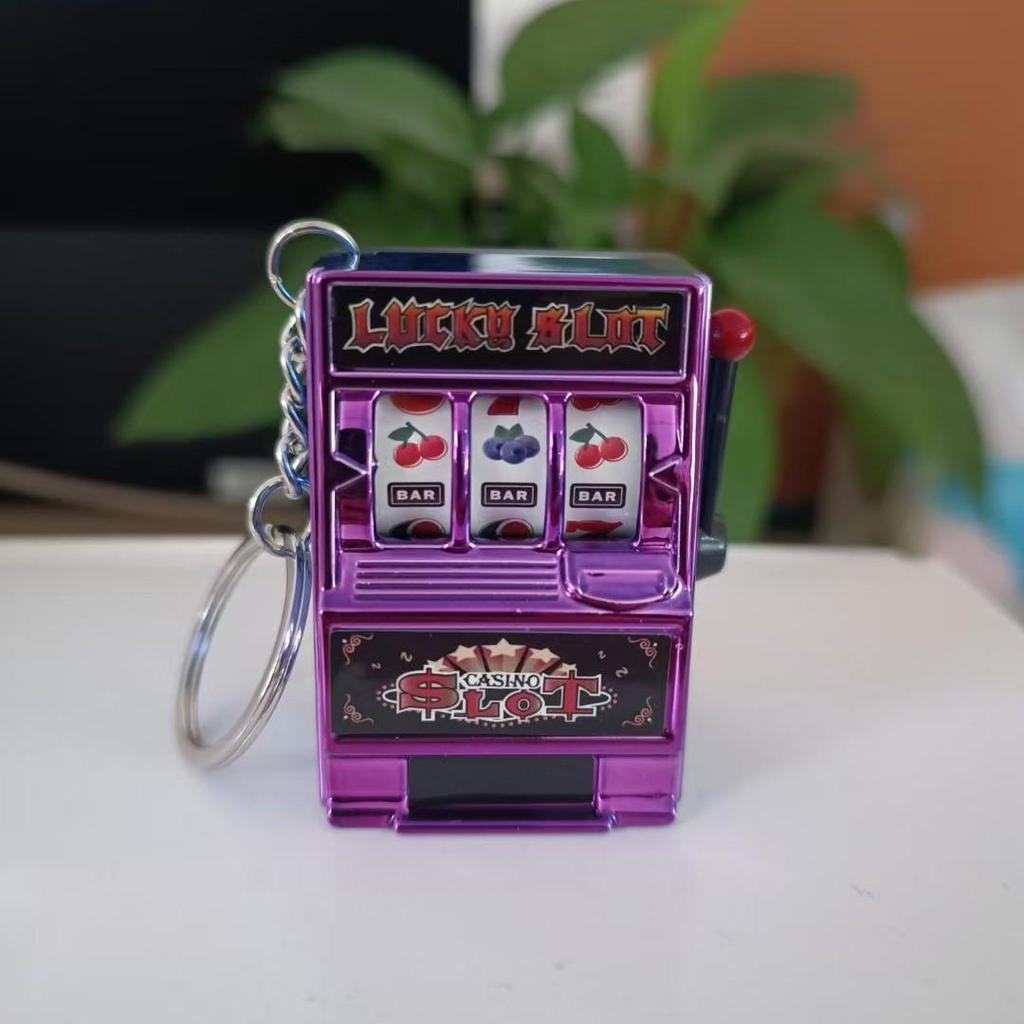 Retro Joystick Fruit Machine Keychain: Playable Spin Wheel Pendant Toy