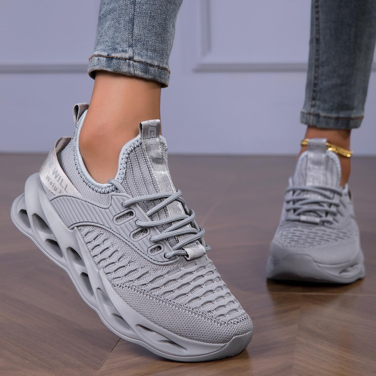 

Women s Sport Shoes Platform Sneakers Ladies Spring Summer Flats Running Shoes for Woman Plus Size 44EU/CN45 сірий