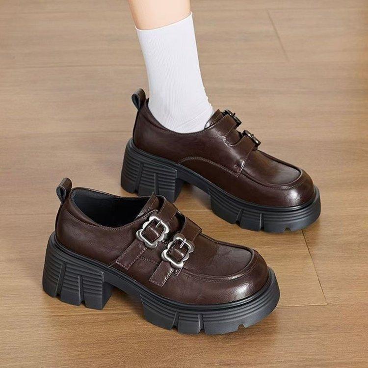 Platform loafers 2025 autumn new versatile retro casual leather shoes British women's height-increasing single shoes versatile foreign style