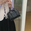 Women's 2025 Retro Black Korean Shoulder & Messenger Bag - Autumn/Winter Collection