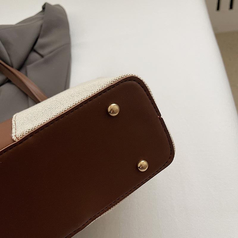 Autumn Woven Tote: Large Capacity & Fashionable Women's Underarm Handbag