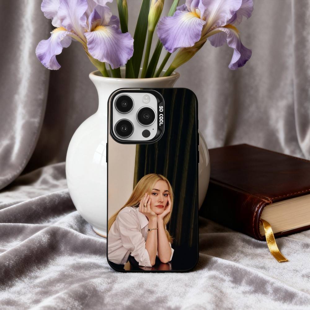 Beautiful S-Sarah P-Pidgeon Actress Phone Case For iPhone17,16,15,14,13,12,11 Plus,Pro Max Candy Silver Plated Inside Cover