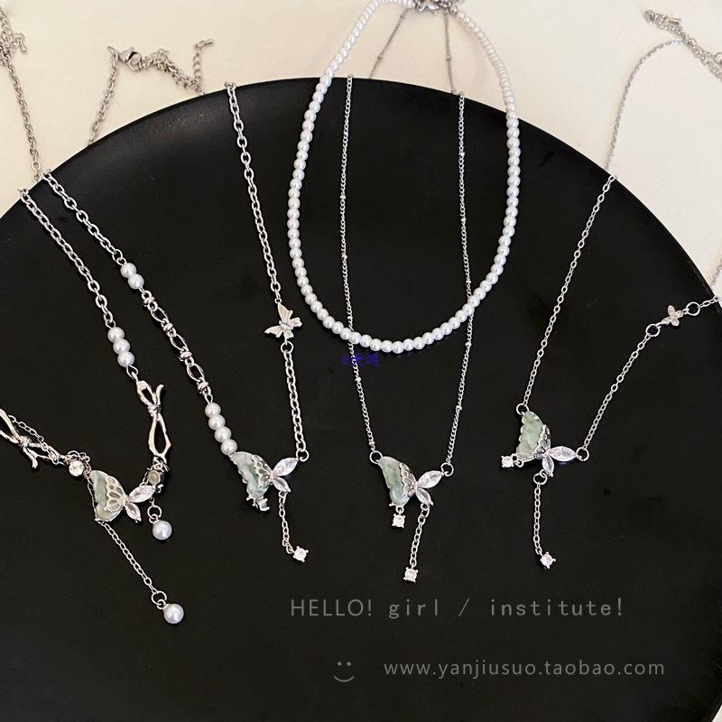 Elegante Perlenquasten-Schmetterlingskette - 2025 Leichter Luxus Schlüsselbeinchoker für Frauen