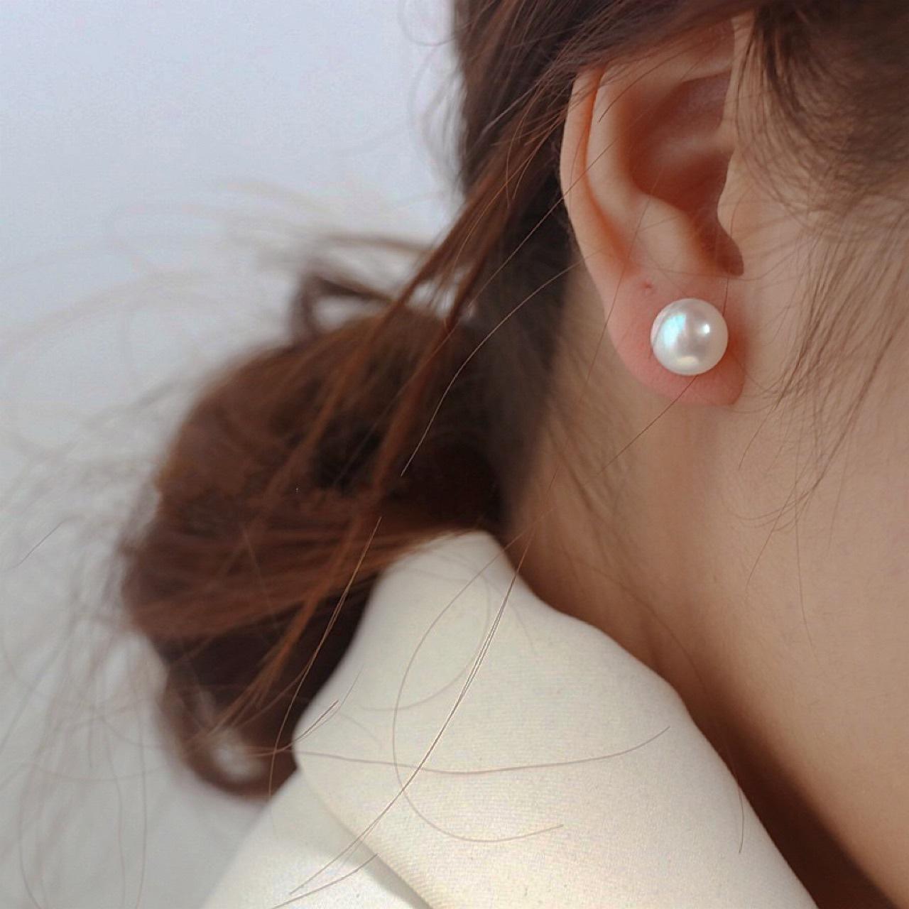 

Natural freshwater pearl stud earrings, simple temperament retro versatile bag 14k earrings 2023 new 925 silver-plated Natural freshwater pearl silver needle earrings