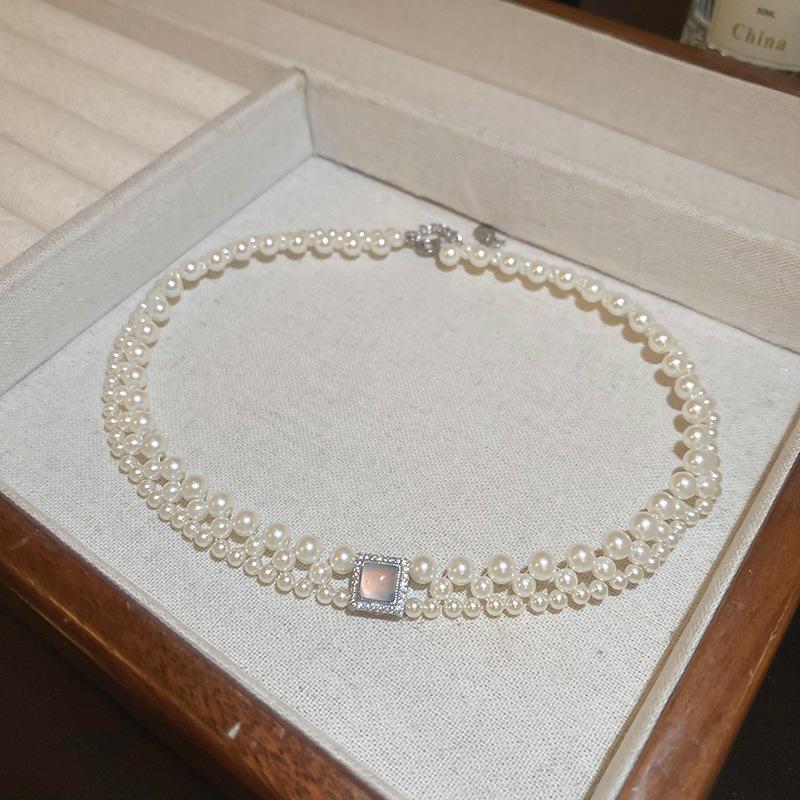 Irregular Long Pearl Necklace French Light Luxury Temperament Sweater Chain Niche Simple High-end Item Decoration