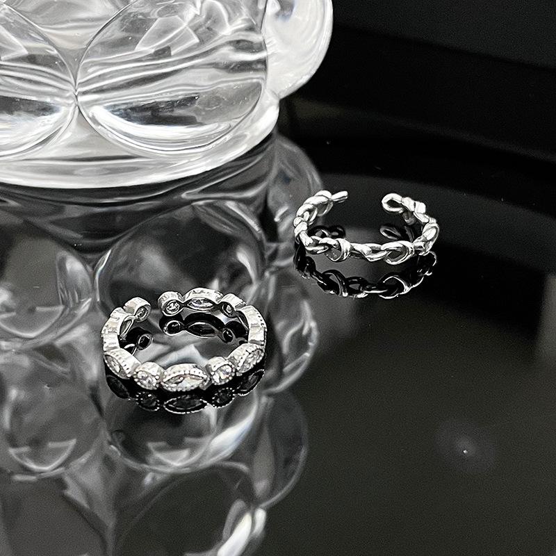 Niche Design Simple Inlaid Zircon Retro Punk High-End Ring Female Opening Fashionable And Cold