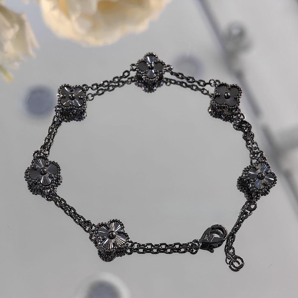 Laser Mini Sechsblüten Kleeblatt Armband - Luxuriöses und Hochwertiges Armband für Damen