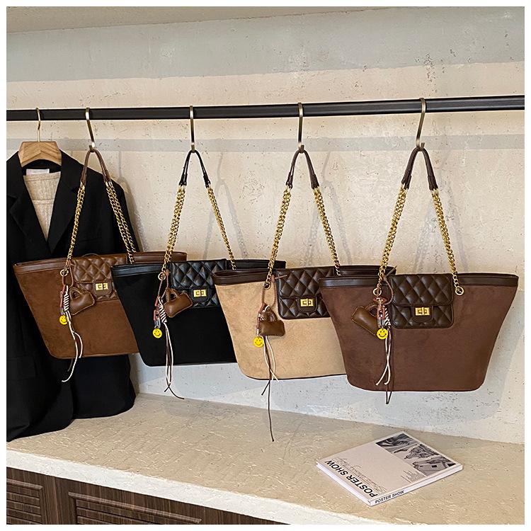 2025 Women's Fashion Textured Large-Capacity Frosted Chain Shoulder & Crossbody Tote Bag