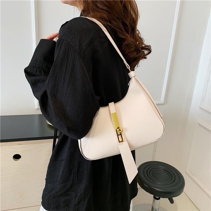 Stylish Crescent Shoulder Bag Pu Leather With Sleek Stitching Trendy Street Fashion