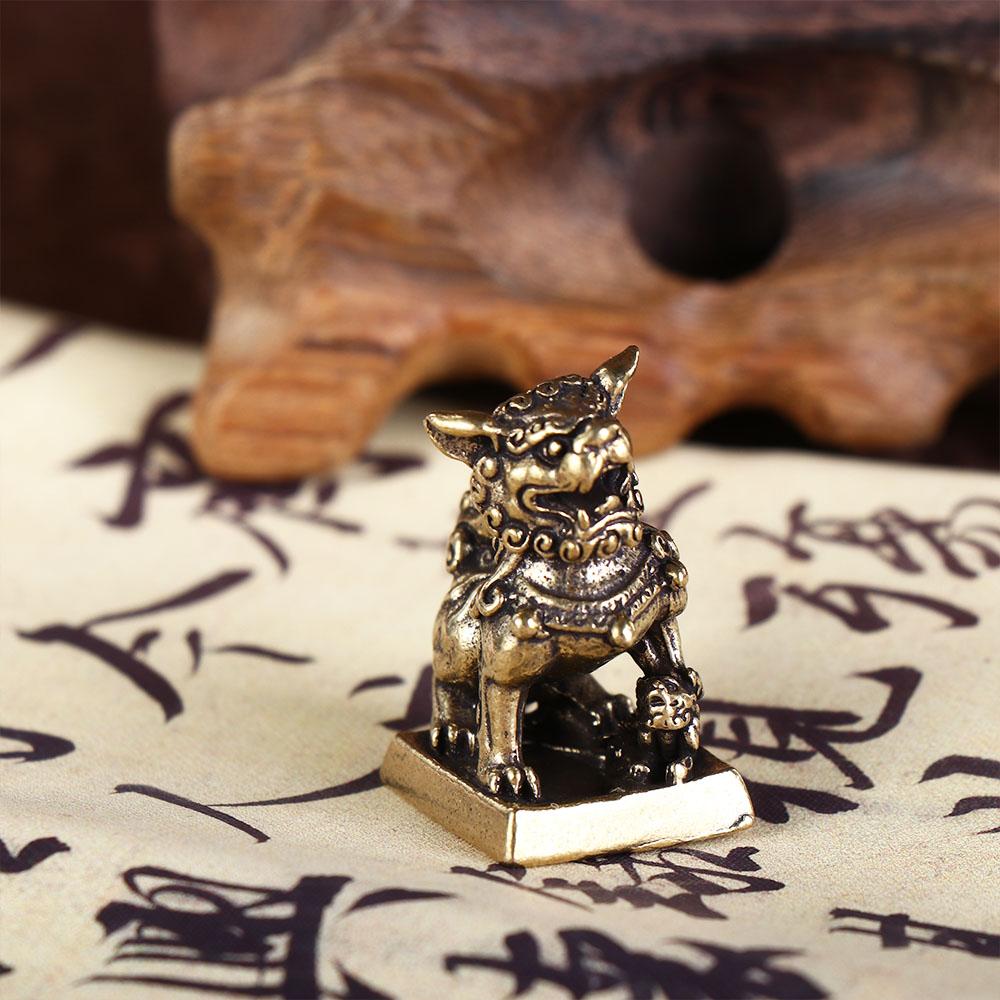 Good Quality Handmade Desktop Ornament Lion Figurines Lion Ornaments Keychain Pendant Lion Seal