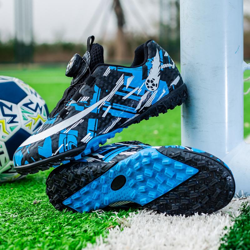 

New Man Futsal Cleats Professional Indoor Soccer Boots Adult Football Shoes Durable Comfortable Non Slip Training Sneakers 39