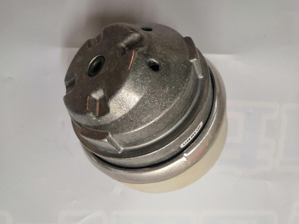 Front Left Engine Mount for Mercedes-Benz S W221 - A2212406217