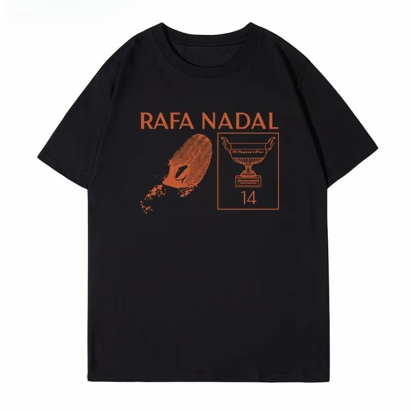 

2026 Nadal Footprint Art Influencer Soil King Nadal Retirement Memorial Tennis ShortSleeved TShirt Summer HighQuality Ins Y2K S