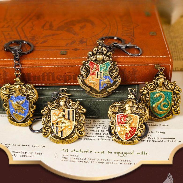 Children's pendant badge zinc alloy keychain American accessory key Genuine keychain, embossed badge