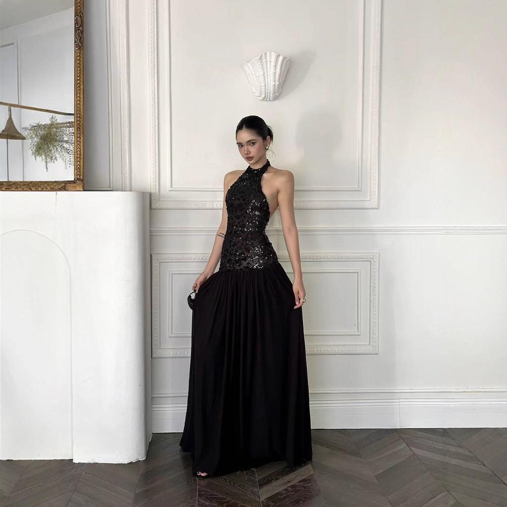 Temperament: Pure Desire, Sexy Black Sequin Dress, Design, Halter Neck, Sleeveless Backless Dress, Beautiful Banquet Dress