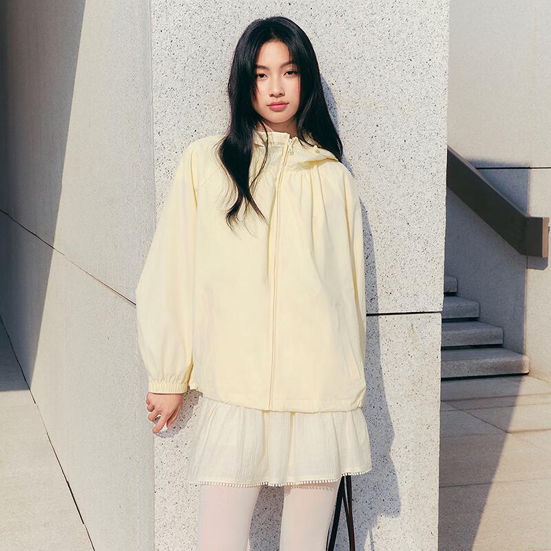 

Свободная куртка с капюшоном и кулиской по низу M