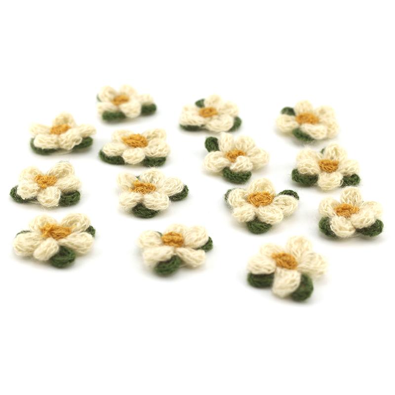 2/5/10Pcs Handmade Colorful Crocheted 6-Petals 3D Flower Knitted Quilt Applique Patch Craft Ornament Diy Hairpins Hat Decor