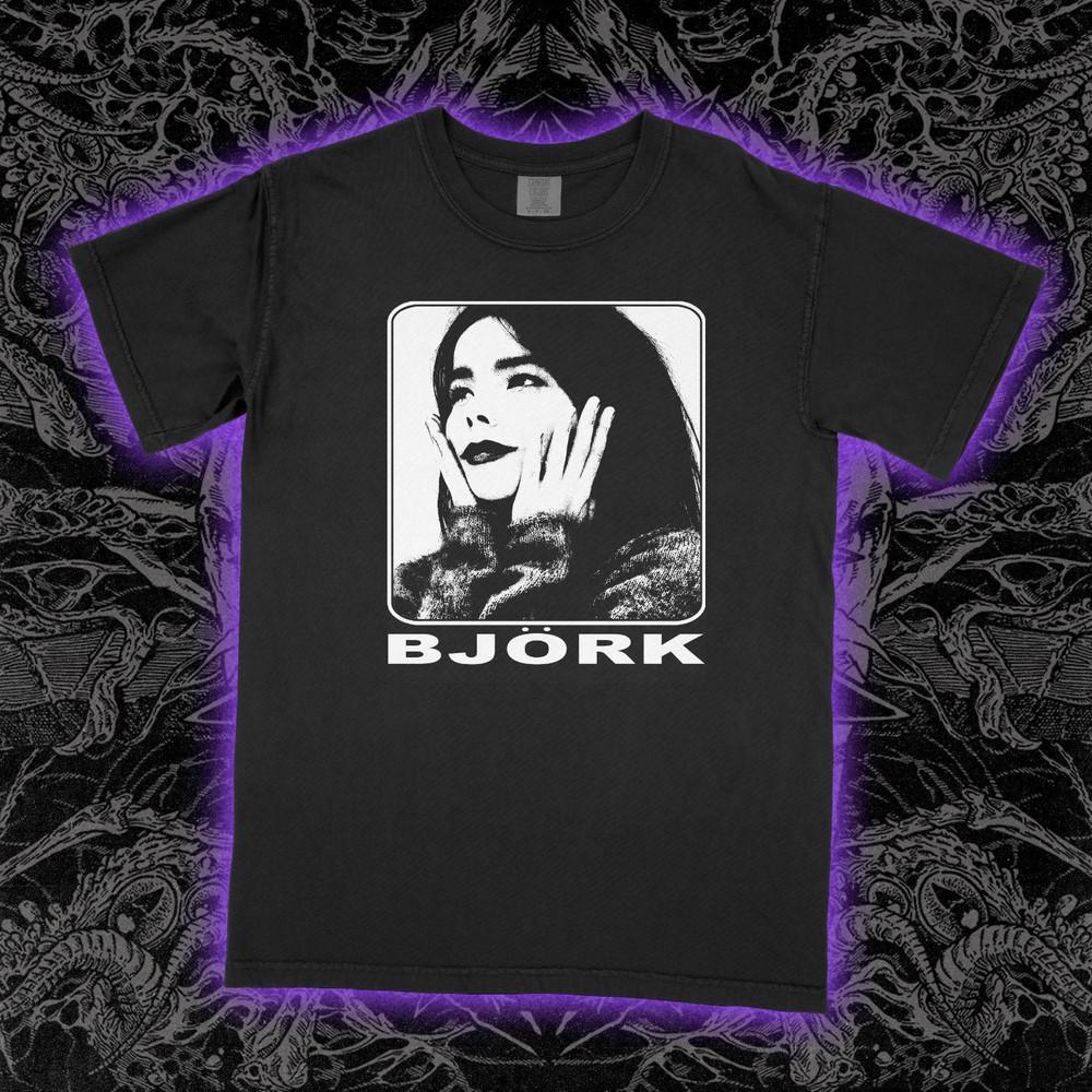Björk T-Shirt Vintage Icelandic Singer Graphic Tee Avant-Garde Music Unisex Soft